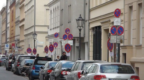 panneaux sur la linienstrasse